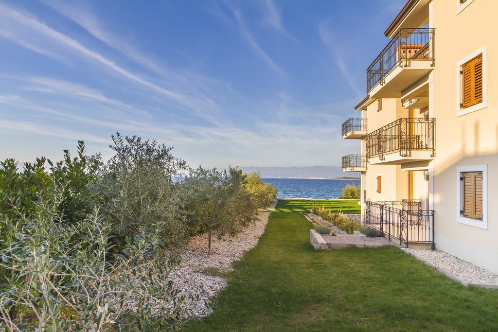 Luxury Apartments Villa Matea Malinska Eksteriør bilde